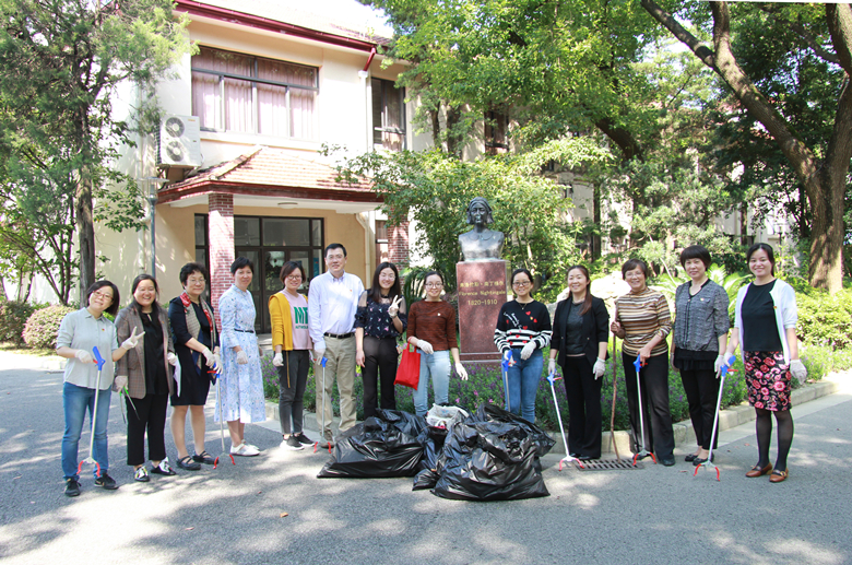 党员活动照片20191010_副本.jpg 党员活动照片20191010_副本.jpg