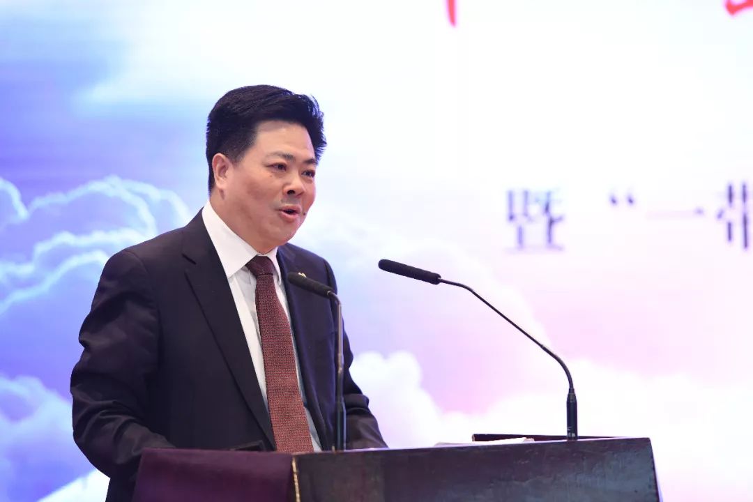 推进“一带一路”建设工作领导小组办公室丝绸之路 经济带协调推进组组长、国家发展改革委 西部开发司巡视员肖渭明