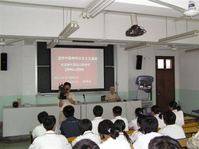 钱冬生在控江高级中学