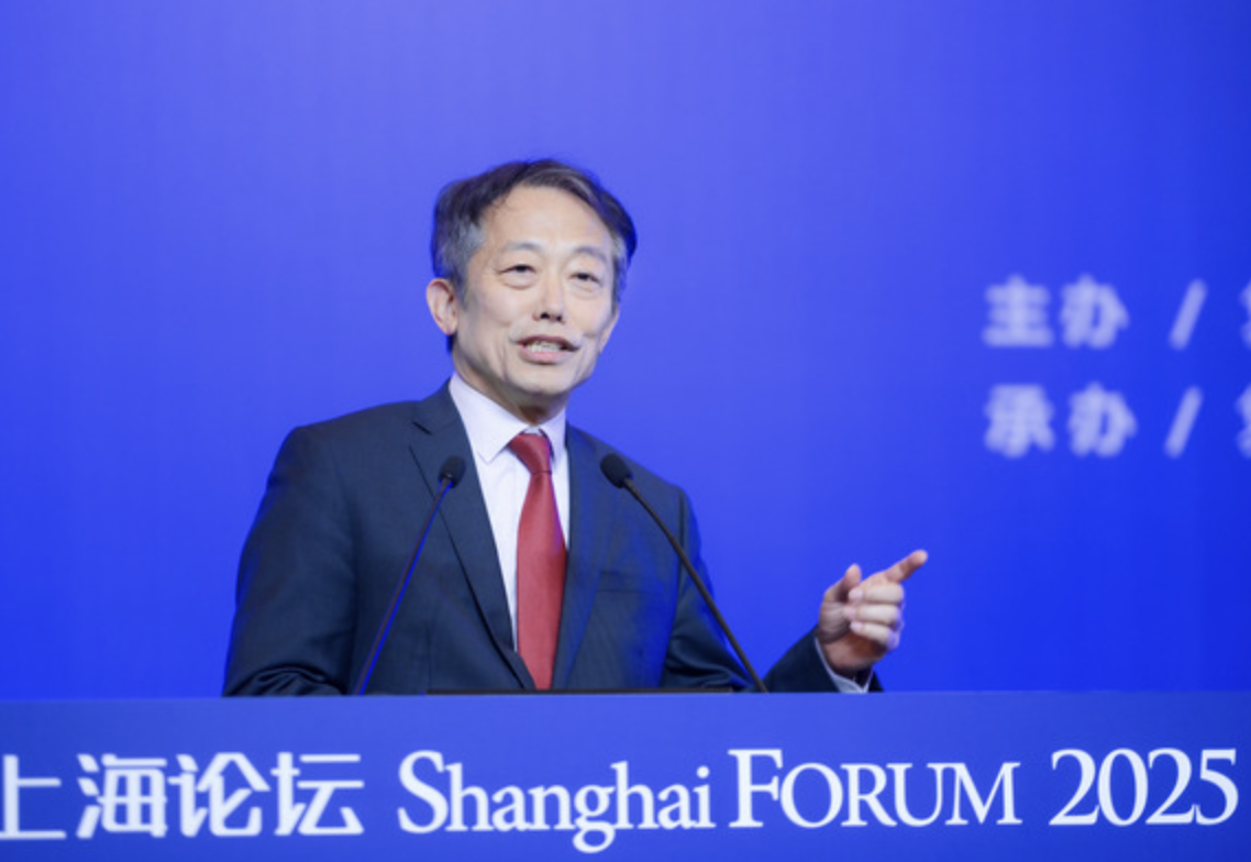 Kim Won-soo（Former Under-Secretary-General and High Representative for Disarmament, United Nations; Rector of the Global Academy for Future Civilizations of the Kyung Hee University）