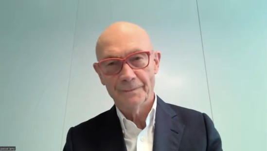 WTO前总干事帕斯卡尔·拉米（Pascal Lamy）在上海论坛2023开幕式上演讲