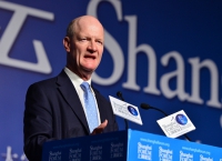 伦敦国王学院客座教授、英国前任大学及科学大臣David Willetts 阁下在上海论坛2015开幕式上发表主旨演讲